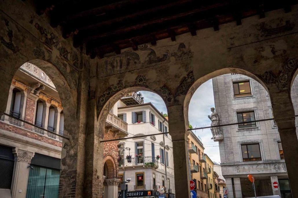 Holiday Treviso Suite Venezia ภายนอก รูปภาพ